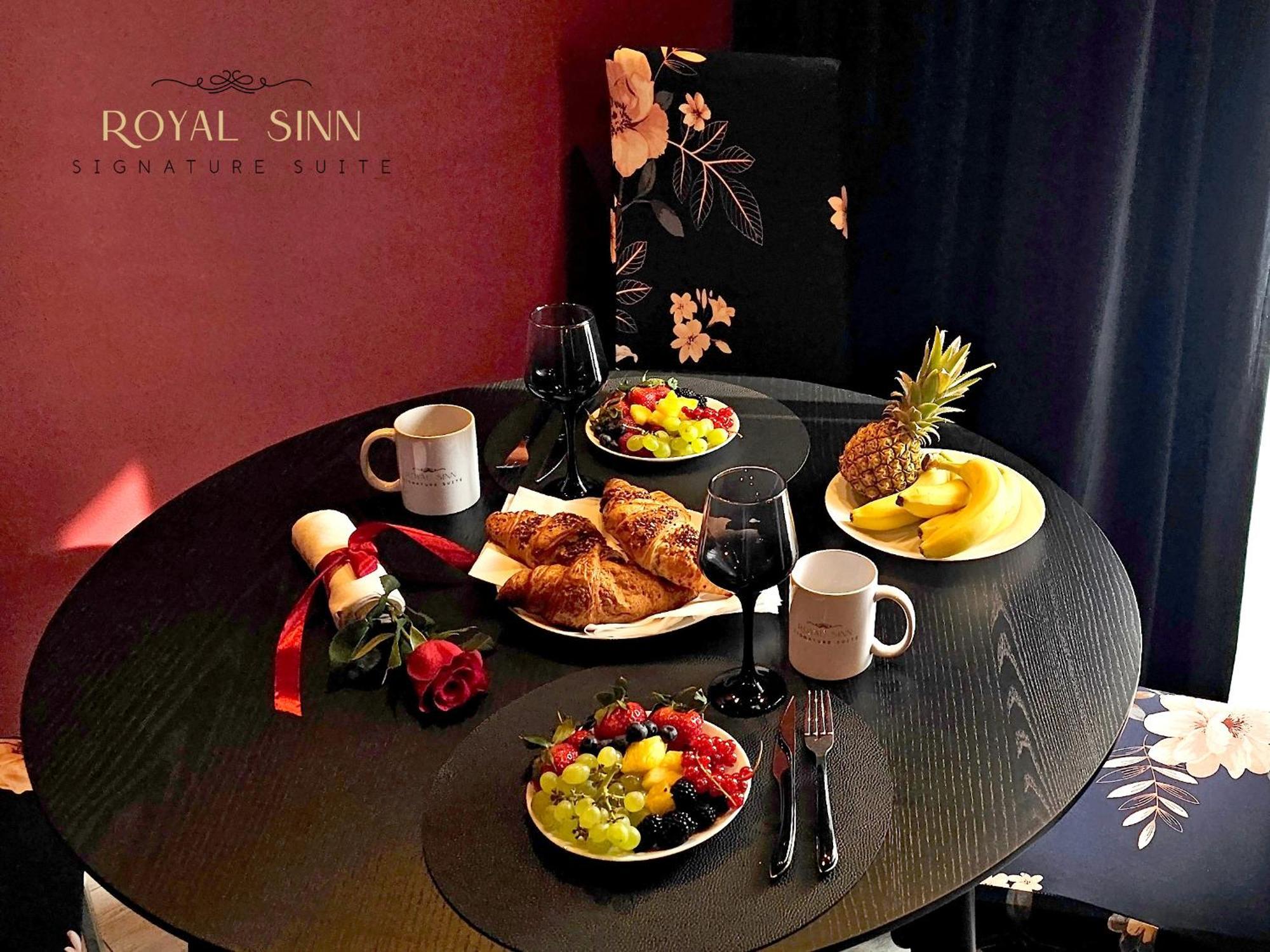 Royal Sinn Signature Suite Bucureşti Ngoại thất bức ảnh