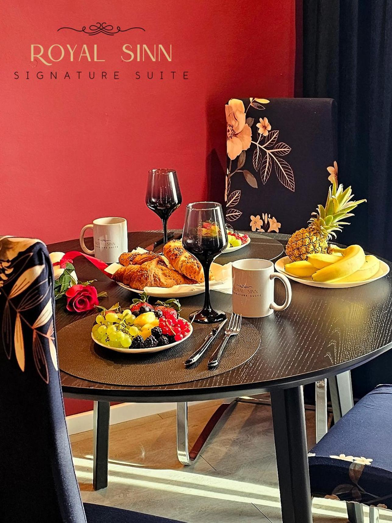 Royal Sinn Signature Suite Bucureşti Ngoại thất bức ảnh