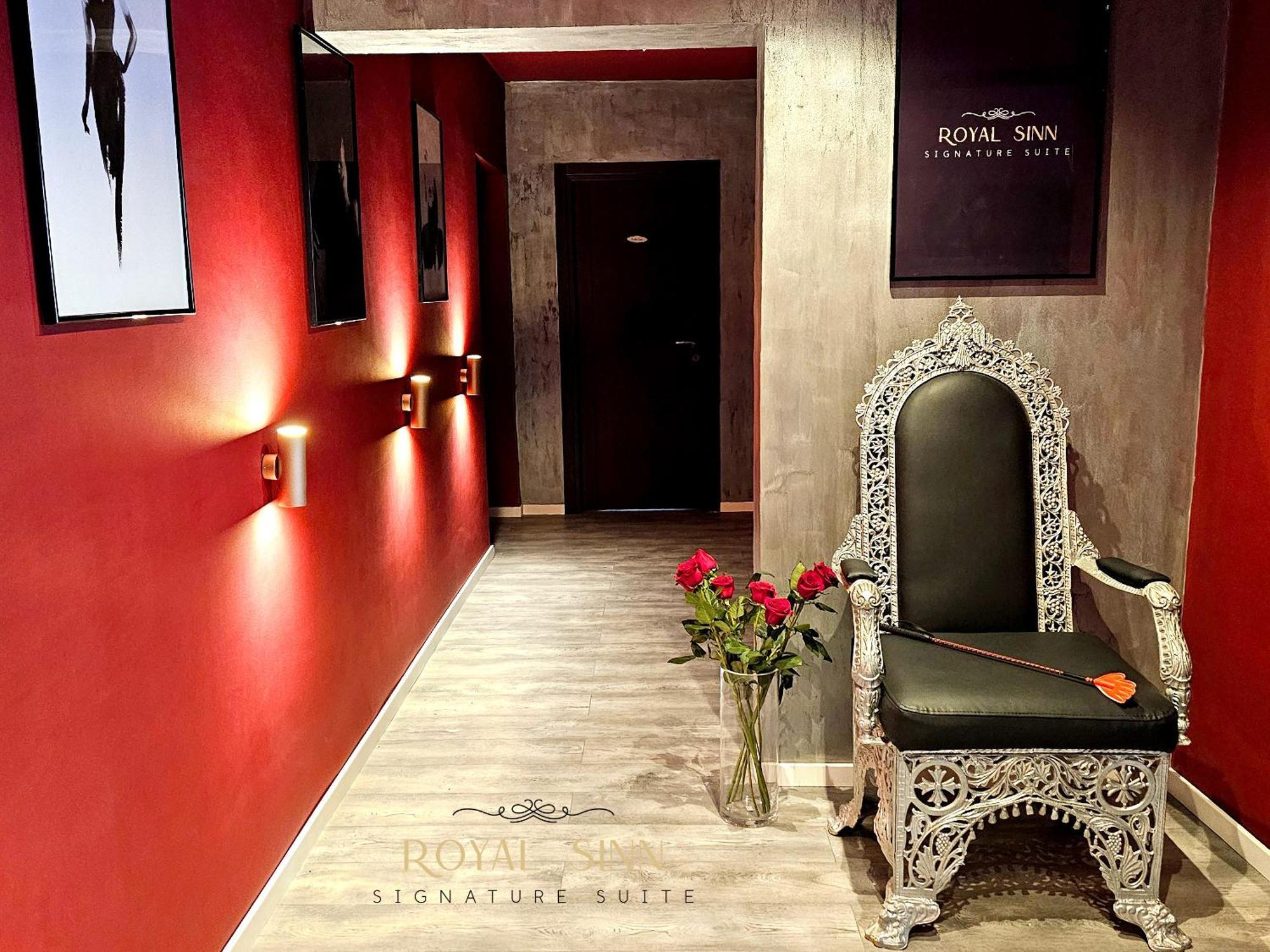 Royal Sinn Signature Suite Bucureşti Ngoại thất bức ảnh